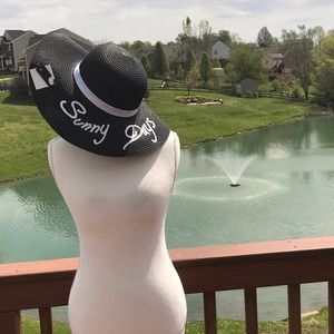 Sunny days Floppy Summer Hat Black script